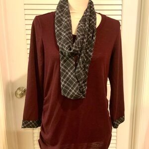 GUC Lightweight Sweater with Scarf in Sz M